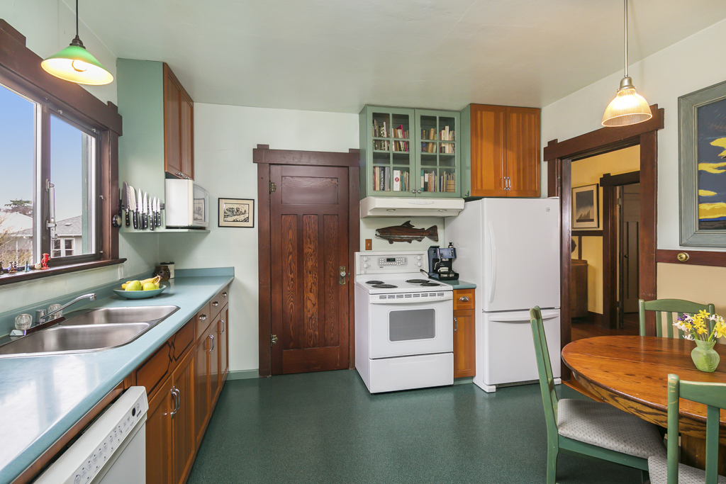 arnold02.jpg - 90764 Bytes