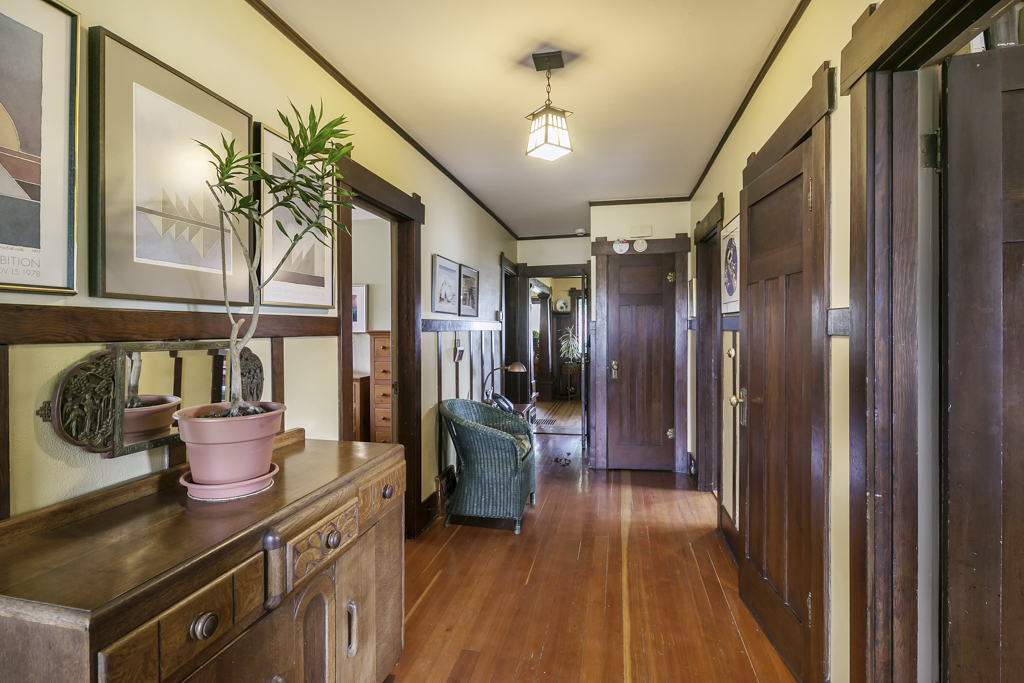 arnold04.jpg - 170953 Bytes