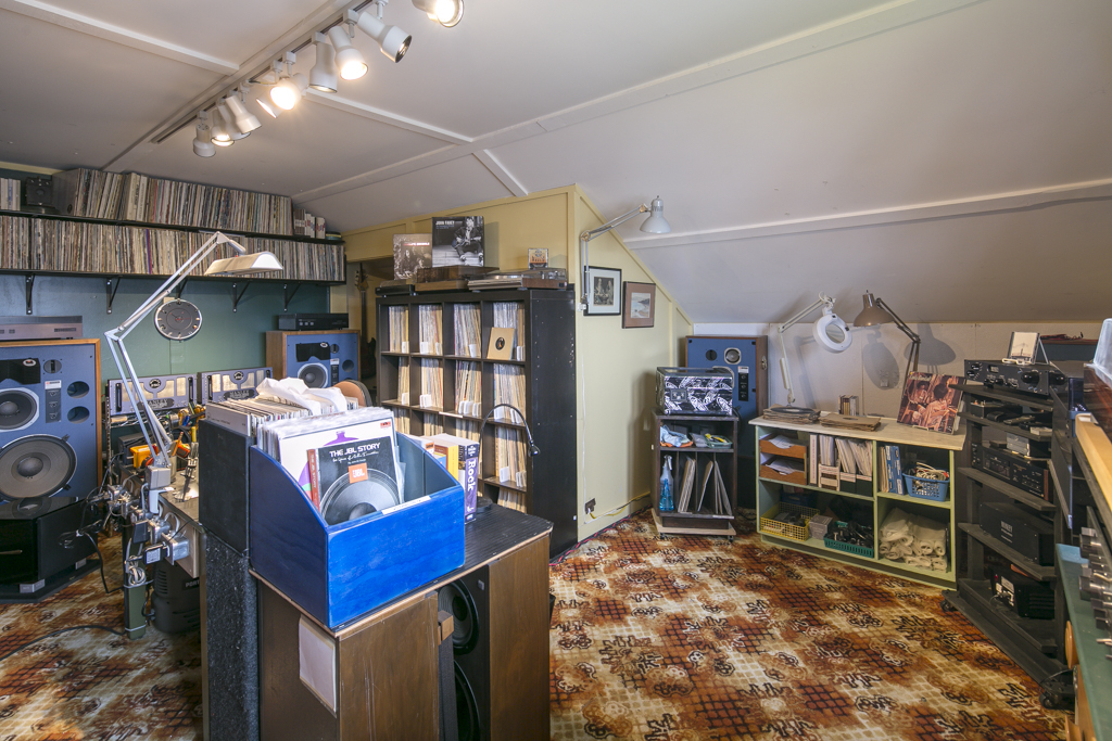 arnold04.jpg - 170953 Bytes