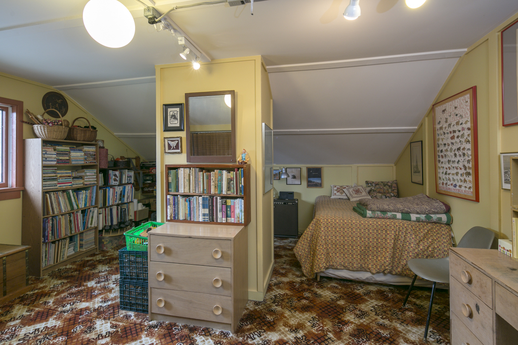 arnold01.jpg - 201924 Bytes