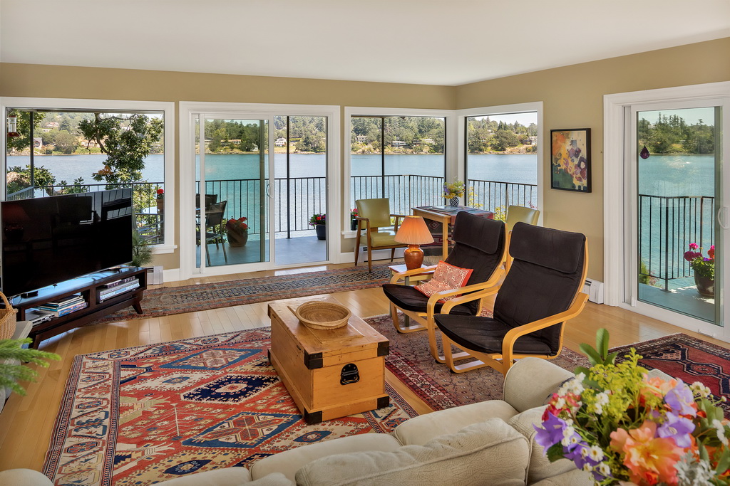 Welcome to 2898 Ashley Road