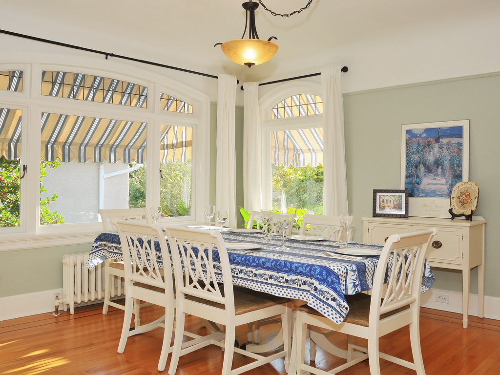 burdick01.jpg - 201924 Bytes