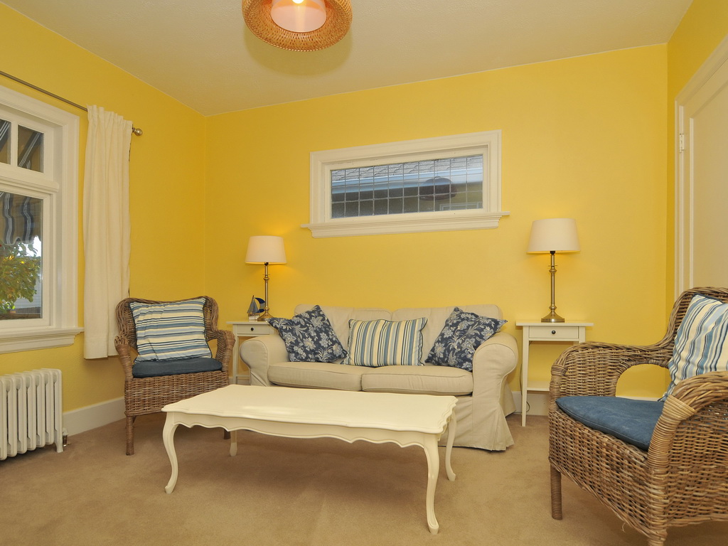 burdick01.jpg - 201924 Bytes