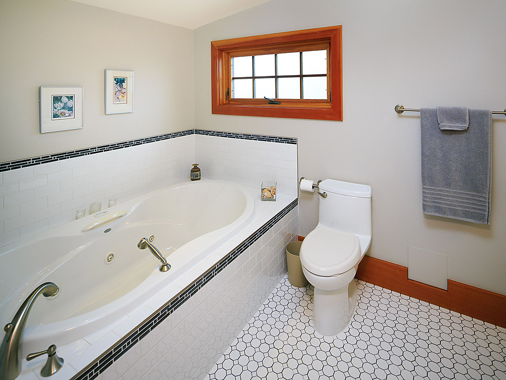 Welcome to B - 19 Cook Street