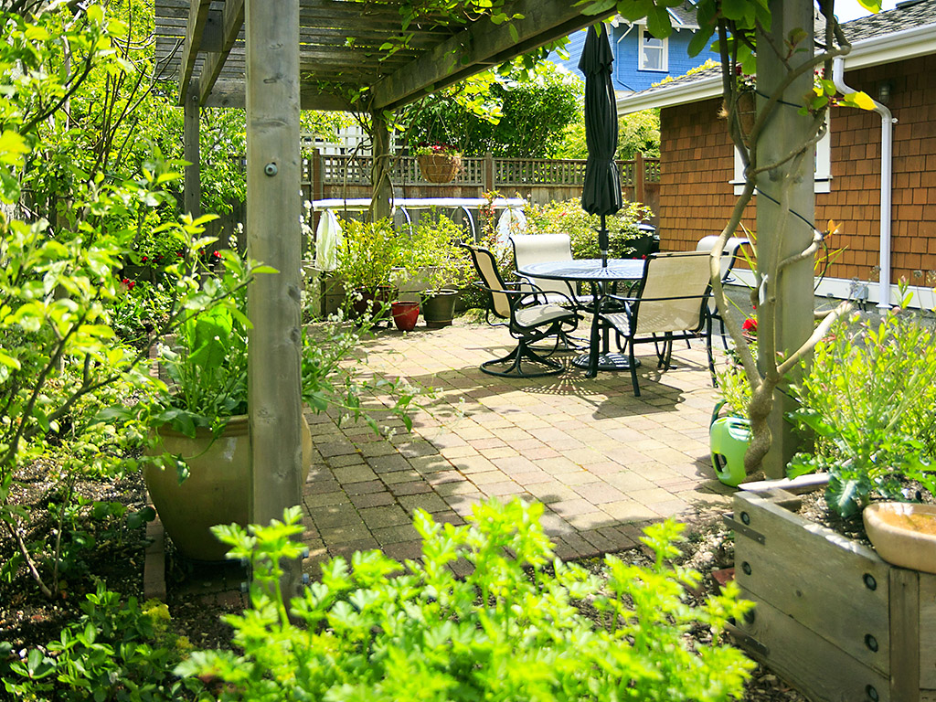 Welcome to B - 19 Cook Street