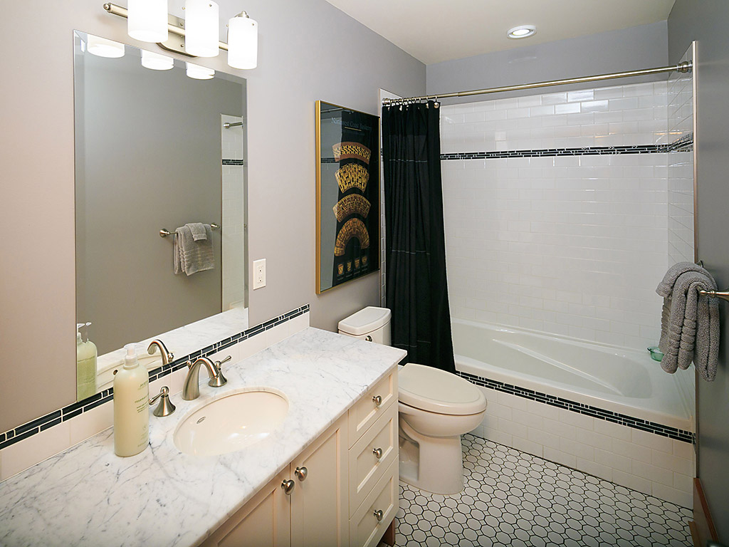 Welcome to B - 19 Cook Street