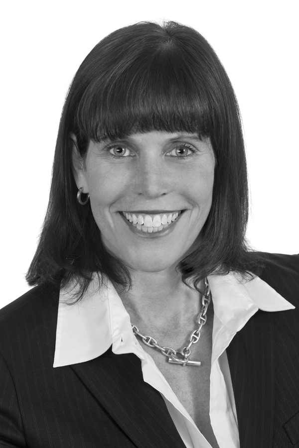 pamrussell.jpg - 296631 Bytes