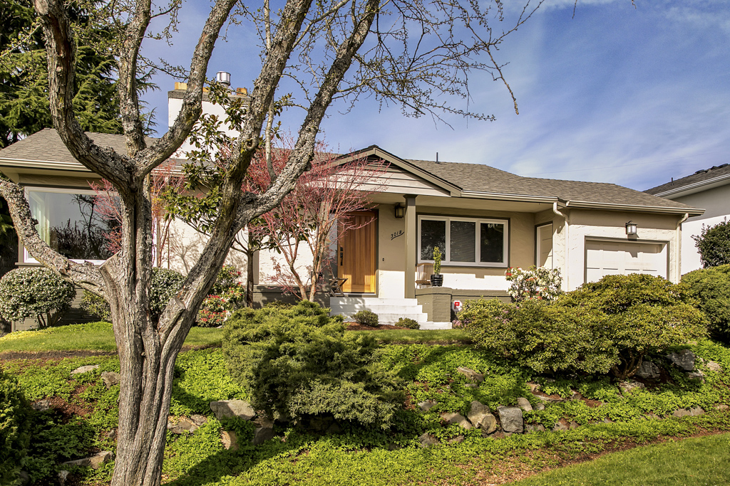 Welcome to 3018 Larkdowne