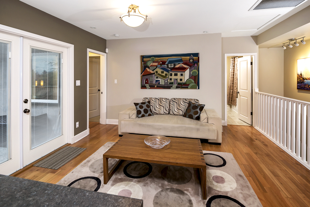 Welcome to 3018 Larkdowne