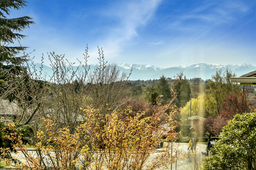 Welcome to 3018 Larkdowne