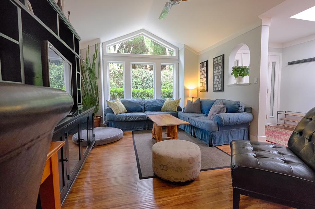 lochside03.jpg - 175067 Bytes