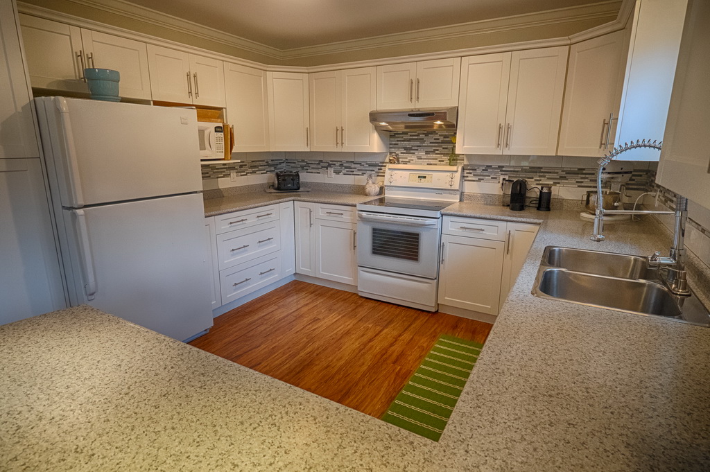 lochside08.jpg - 170953 Bytes