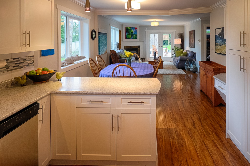 lochside09.jpg - 201924 Bytes