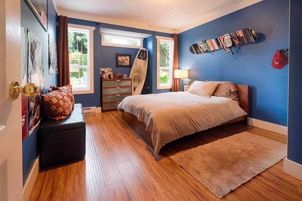 lochside11.jpg - 175067 Bytes