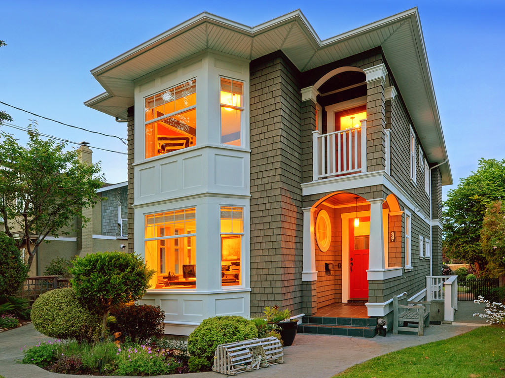 Welcome to 437 Monterey Ave