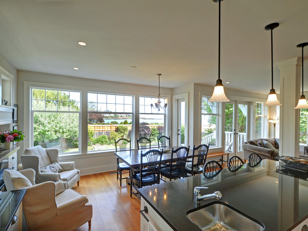 Welcome to 437 Monterey Ave