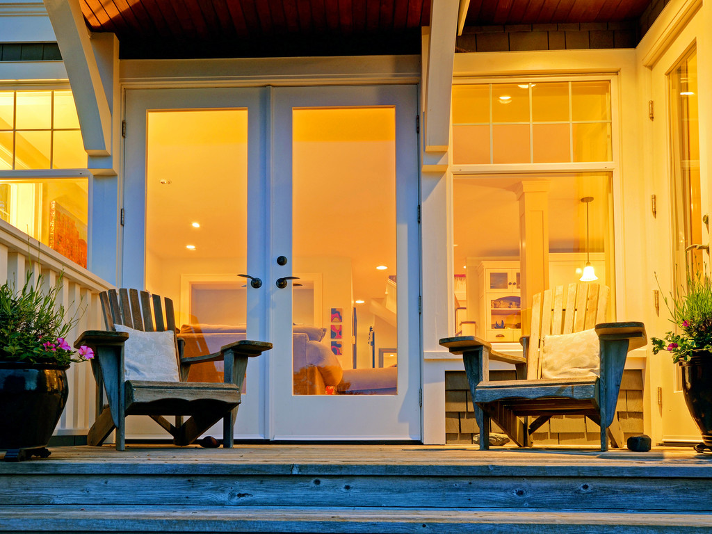 Welcome to 437 Monterey Ave