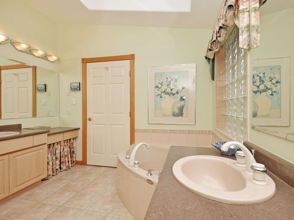 moonlight10.jpg - 90764 Bytes