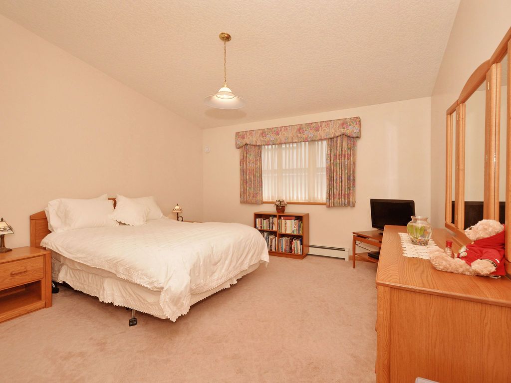 moonlight11.jpg - 175067 Bytes