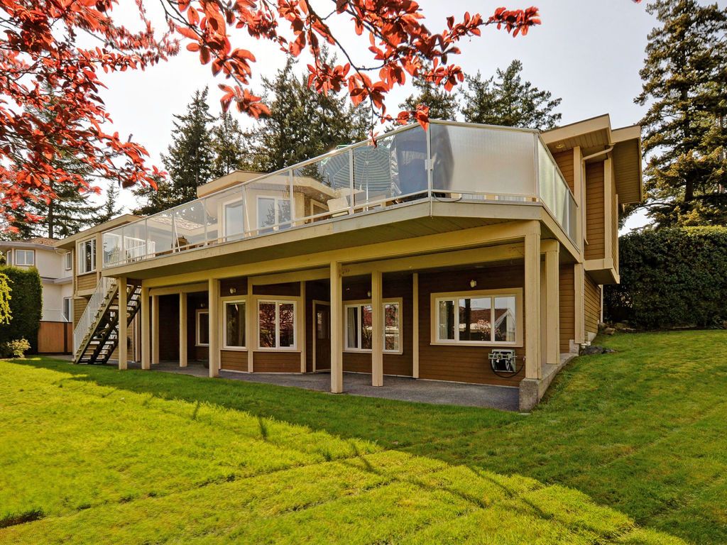 moonlight20.jpg - 170953 Bytes