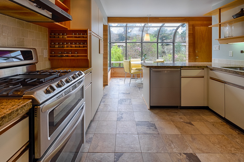 quimper08.jpg - 170953 Bytes